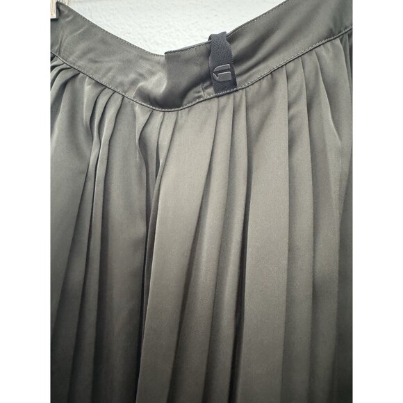 G-Star  A-LINE MIDI SKIRT  Pleated Green And Camo Silky Excellent Size Small S - Picture 2 of 8